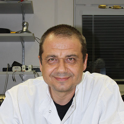 Robert Lászlo